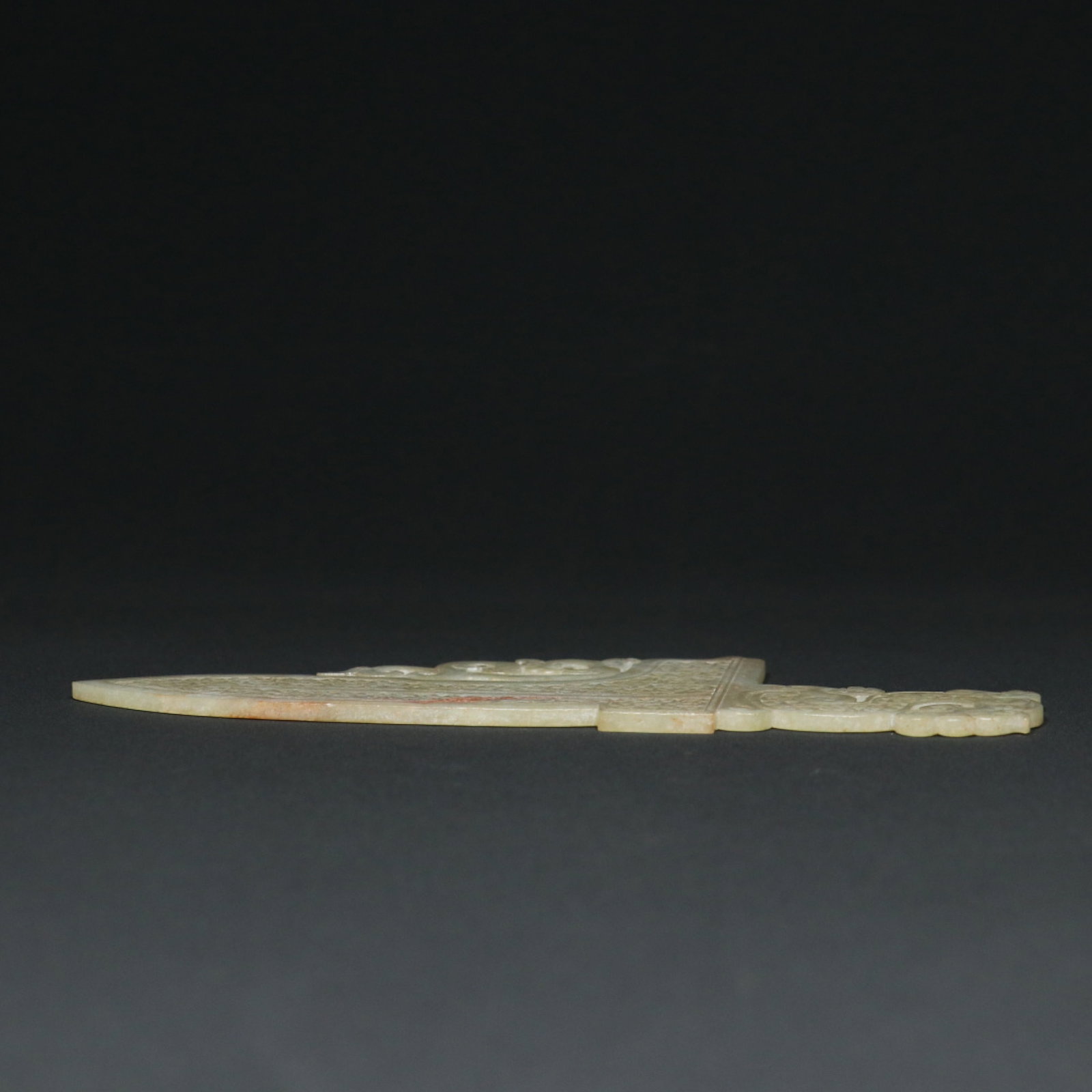 An Exquisite White Jade Dragon Pattern Ornament - 3