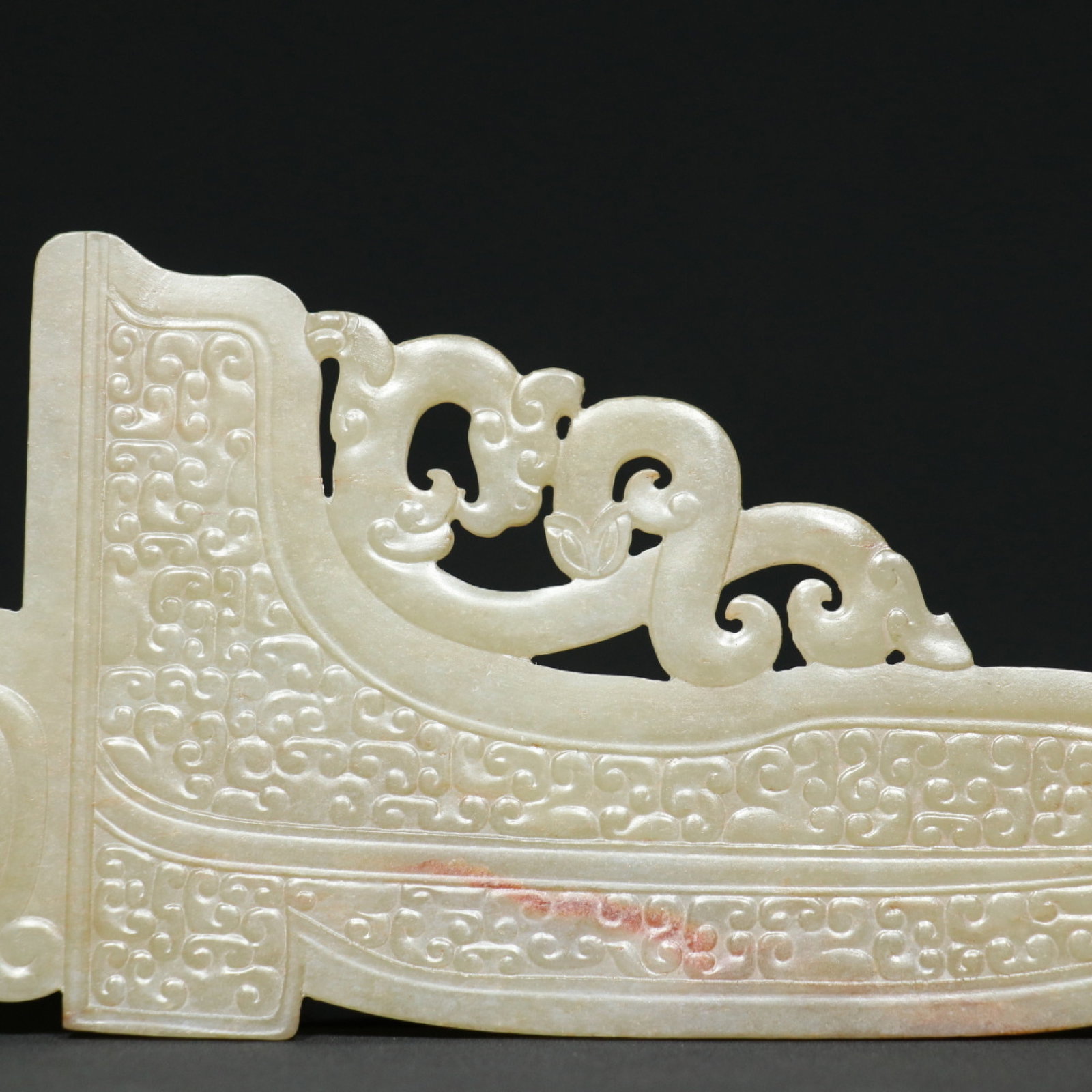 An Exquisite White Jade Dragon Pattern Ornament - 6