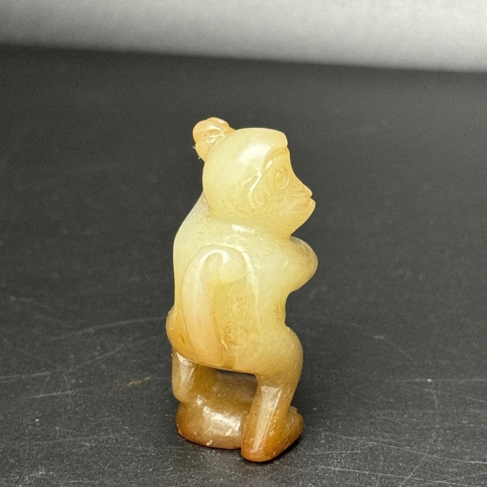 An Exquisite White Jade Monkey Pendant - 4