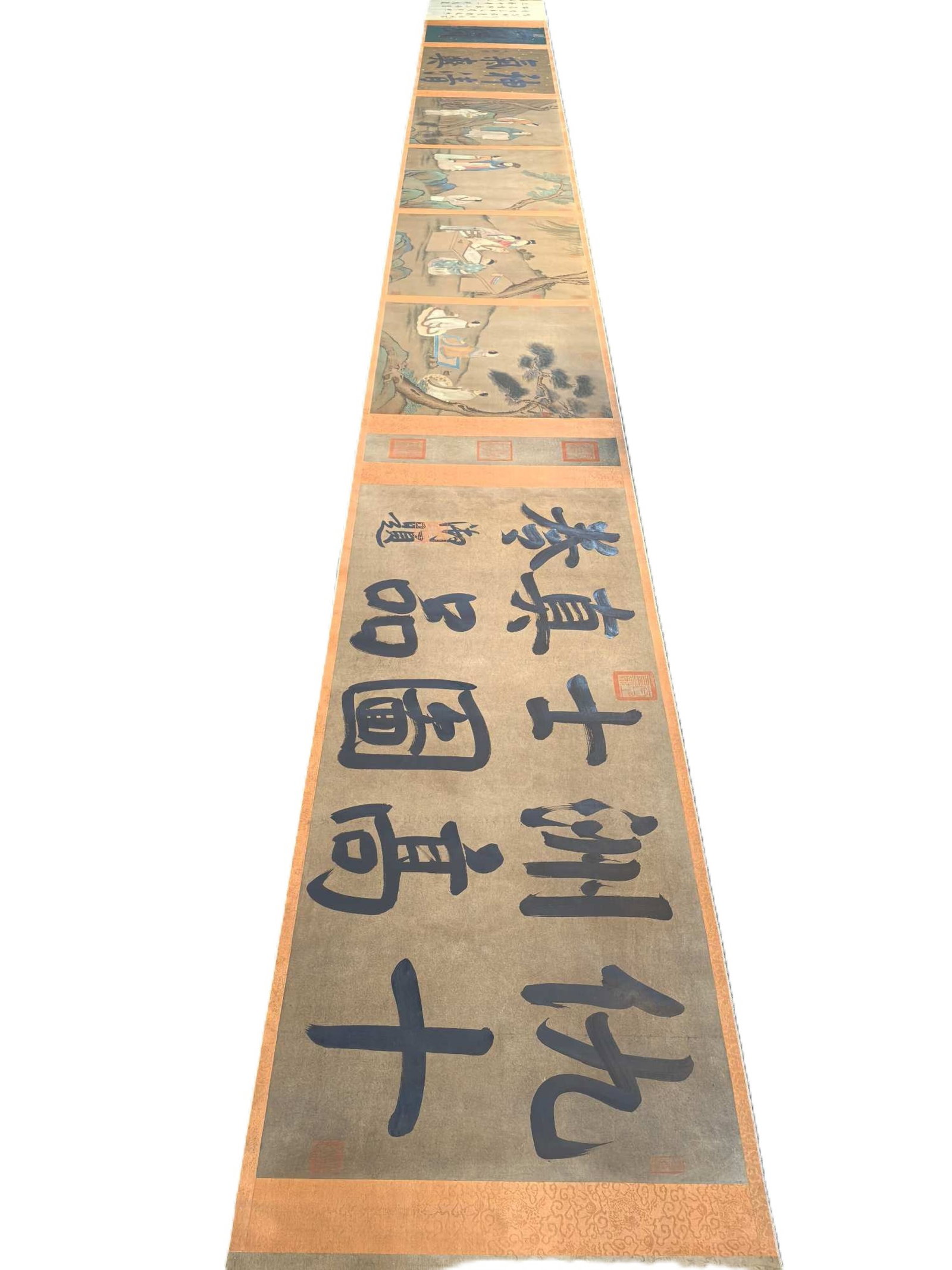 A Chinese Hand Scroll Ink Painting of Character and Story on Silk: A Chinese Hand Scroll Ink Painting of Character and Story on Silk,Chou Ying,Size:24inx326.8in 一幅中国水墨绢本人物故事画&#