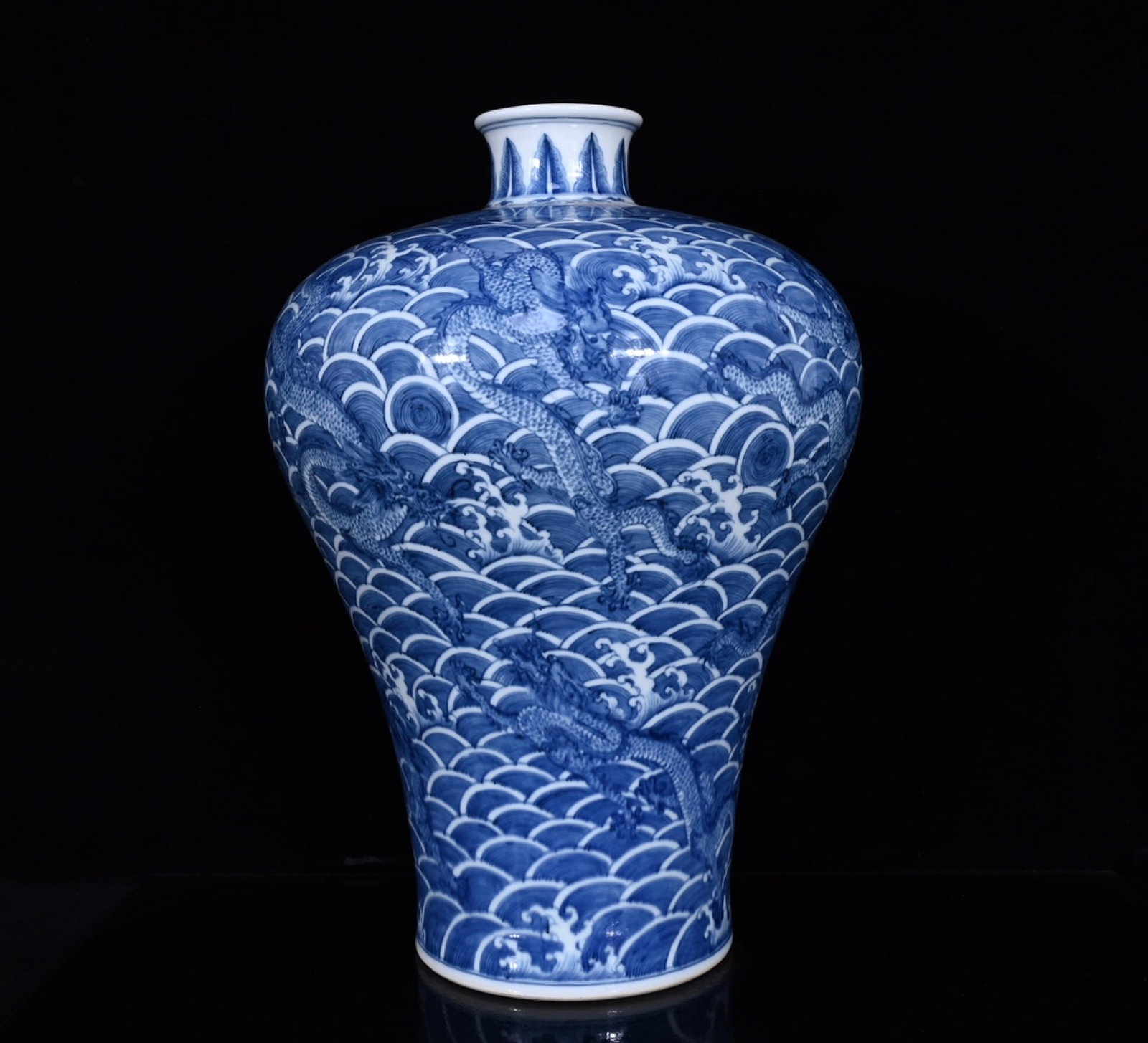 A Huge Blue and White Seawater and Dragon Pattern Vase (1 of 8)