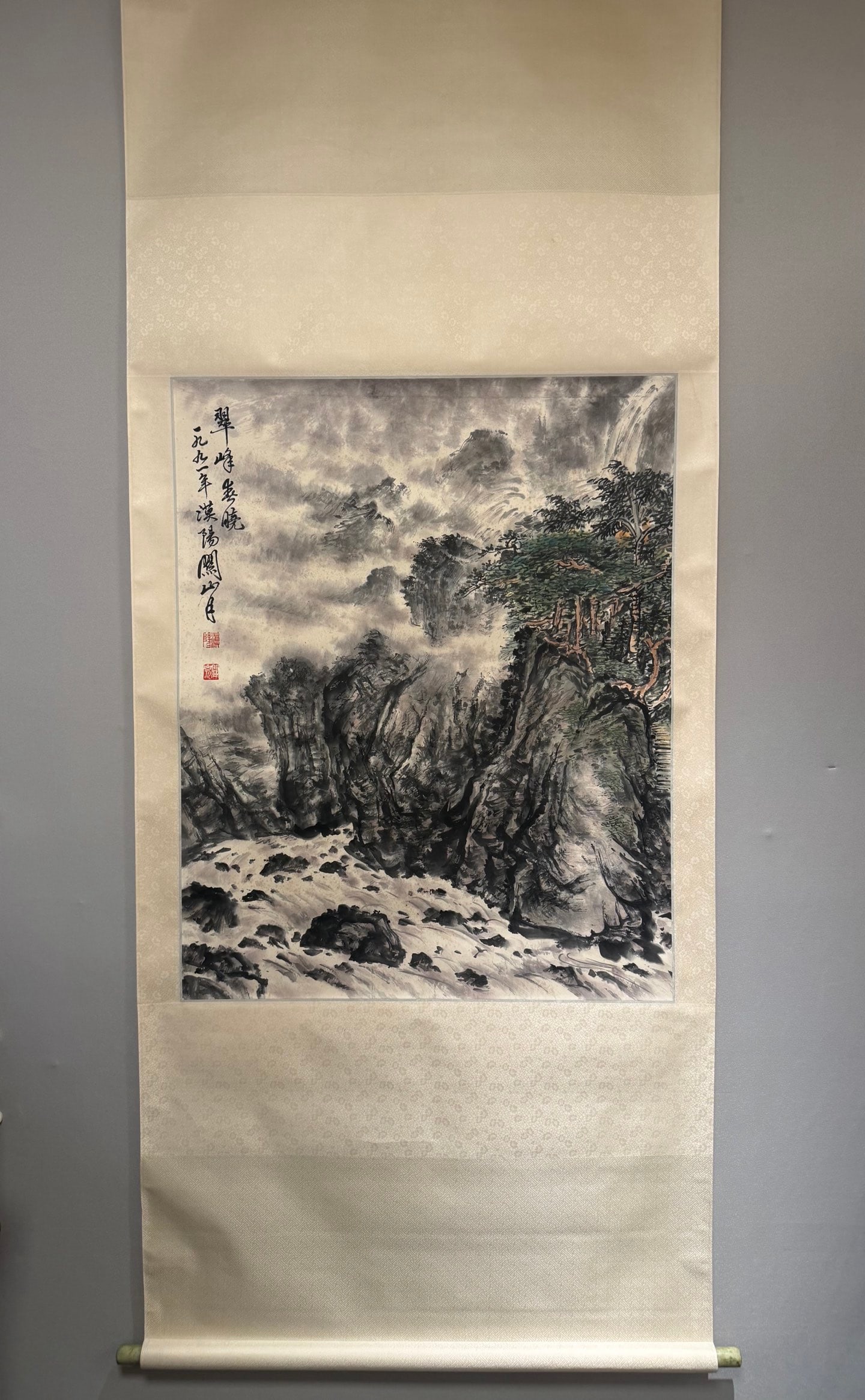 A Chinese Vertical Scroll Ink Painting of Landscape on Paper: A Chinese Vertical Scroll Ink Painting of Landscape on Paper,Guan Shanyue,Size:37.8inx29.9in 一幅中国水墨山水画立轴,关山&#