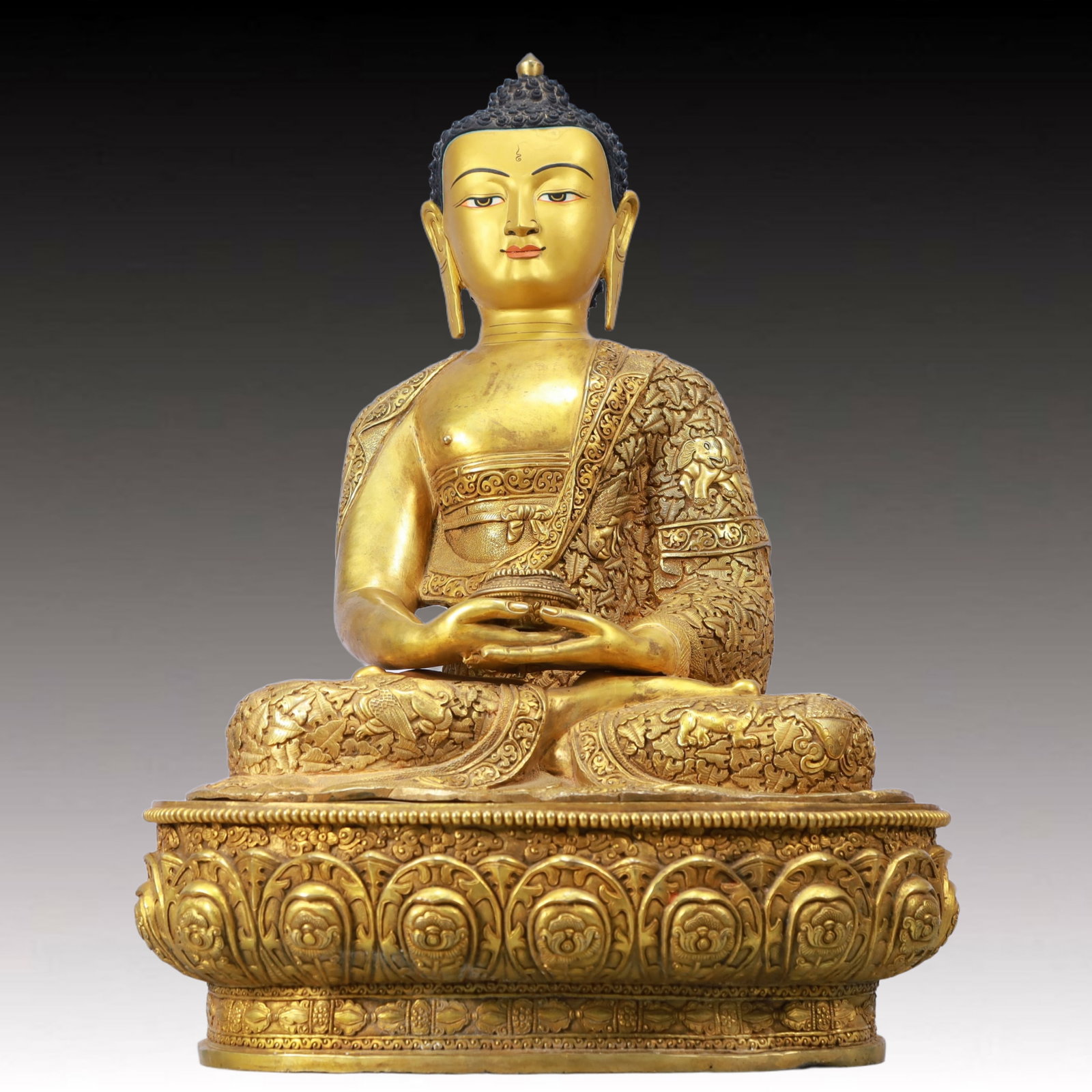 A Solemn Gilt Bronze Statue of Sakyamuni (1 of 10)