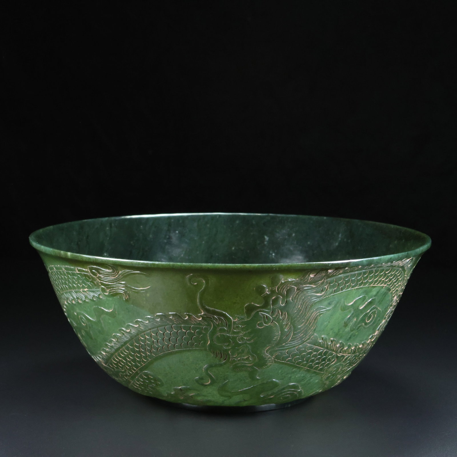 An Exquisite Jasper Auspicious Cloud and Dragon Pattern Bowl - 5