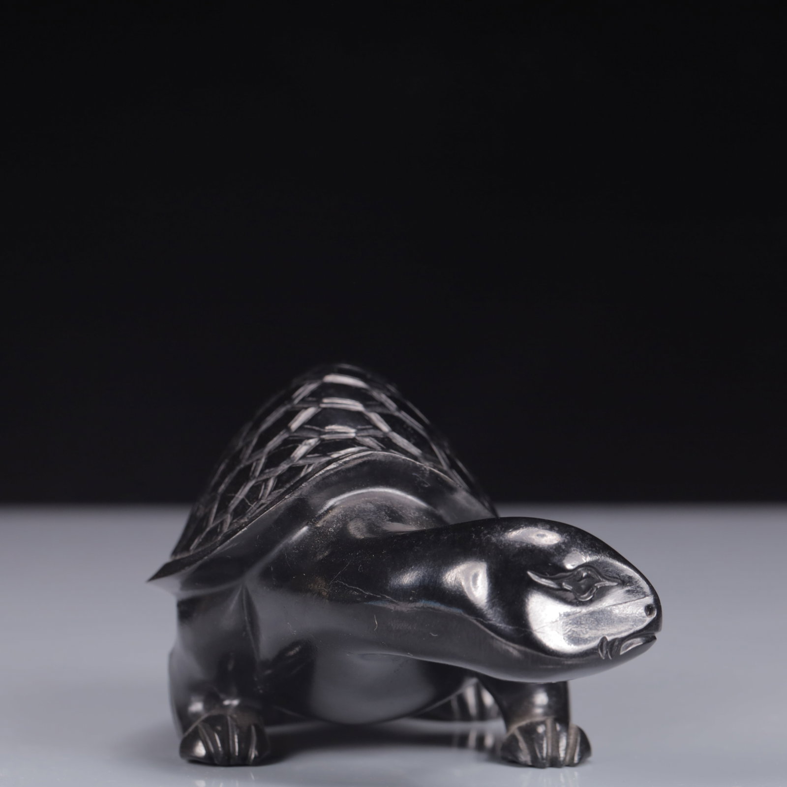 An Exquisite Blabk Jade Turtle Ornament - 3