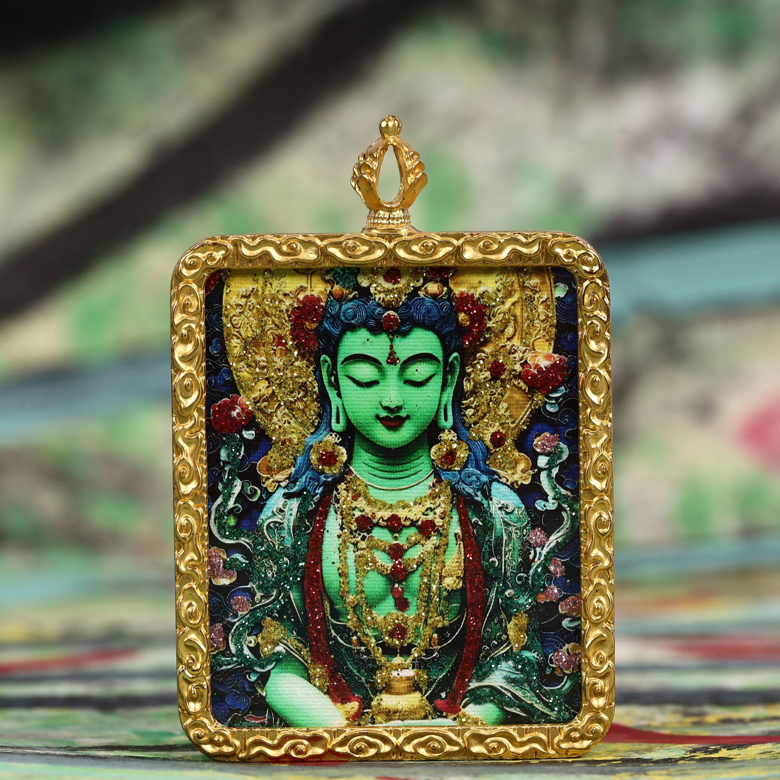An Exquisite Painted Color Statue of Green Tara Tangka: An Exquisite Painted Color Statue of Green Tara Tangka,Size:2inx2.8in 彩绘绿度母像唐卡
