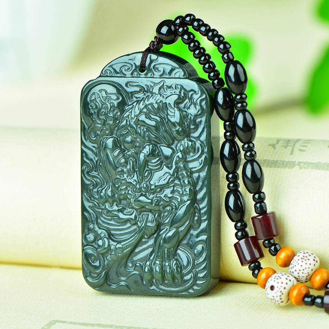 An Exquisite Jasper Wealth-Attracting Creature Pattern Pendant - 4