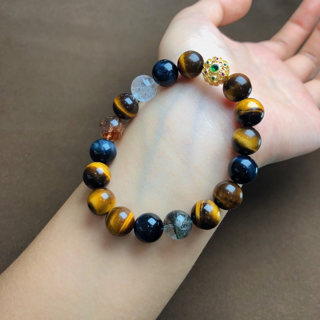 An Exquisite Crystal Bracelets - 3