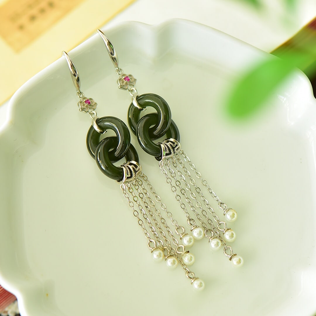 A Pair of Exquisite Sterling Silver Inlaid Jasper Earrings: A Pair of Exquisite Sterling Silver Inlaid Jasper Earrings,Size:0.5inx2.9in 一对纯银镶碧玉耳环