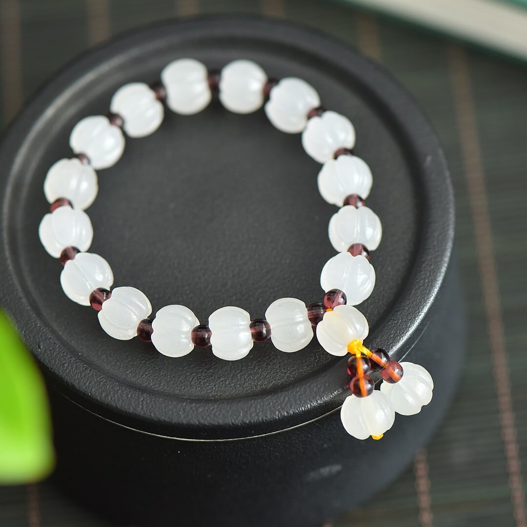 An Exquisite White Jade Bracelet: An Exquisite White Jade Bracelet,Size:0.4in*19 白玉手串