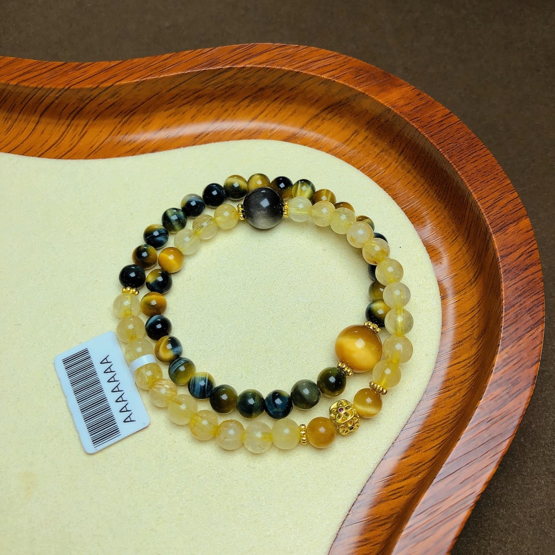 An Exquisite Crystal Bracelet: An Exquisite Crystal Bracelet,Size:0.2in,0.4in,Weight:21.2g 水晶手串