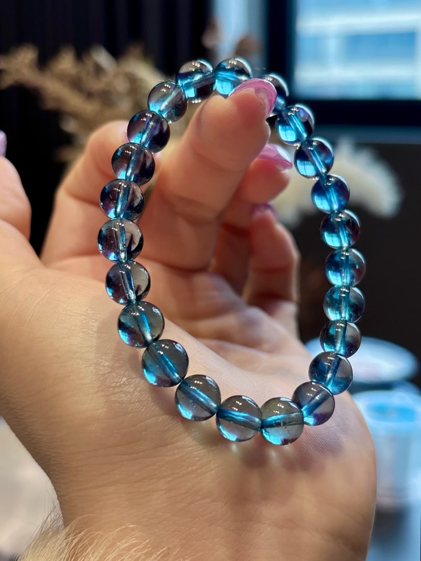An Exquisite Aquamarine Bracelet: An Exquisite Aquamarine Bracelet,Size:0.3in,Weight:17.5g 海蓝宝手串