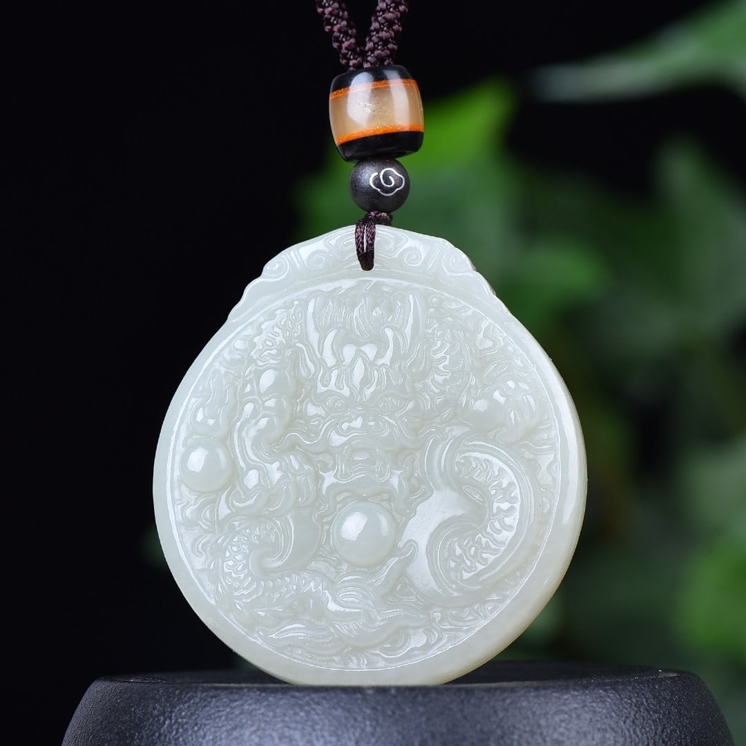 An Exquisite White Jade Dragon Pattern Pendant: An Exquisite White Jade Dragon Pattern Pendant,Size:1.8inx2in 白玉龙纹挂件