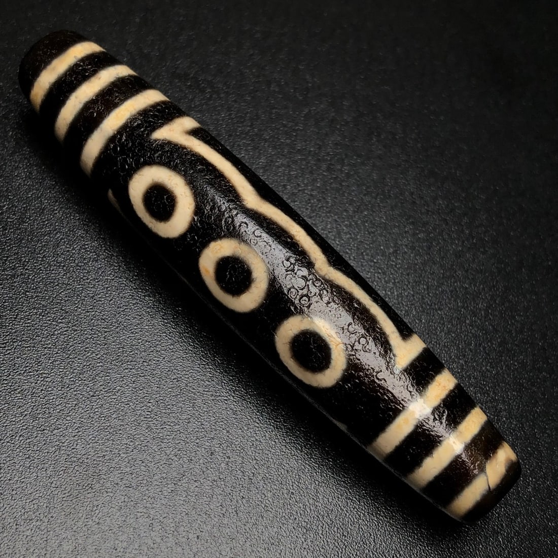 An Exquisite Dzi Bead Pendant - 2