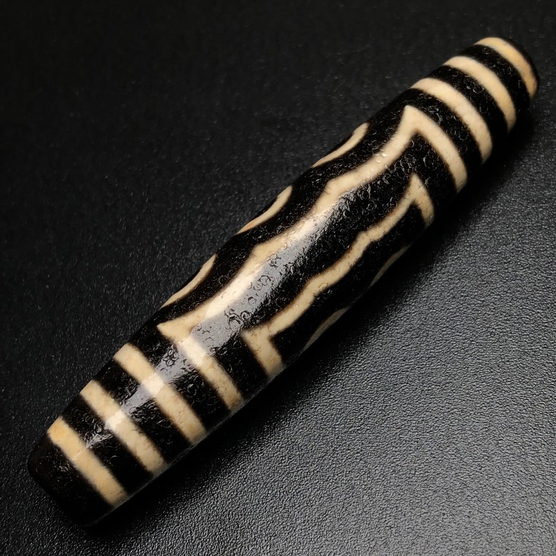 An Exquisite Dzi Bead Pendant - 5