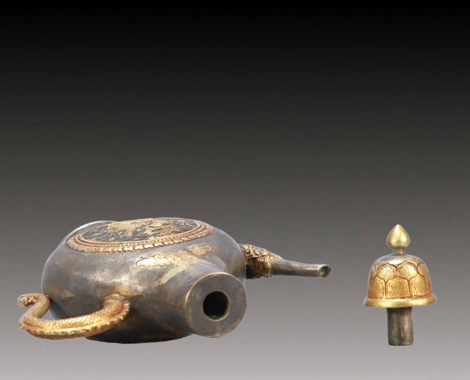 A Rare Gilt Silver Dragon Pattern Ewer - 7