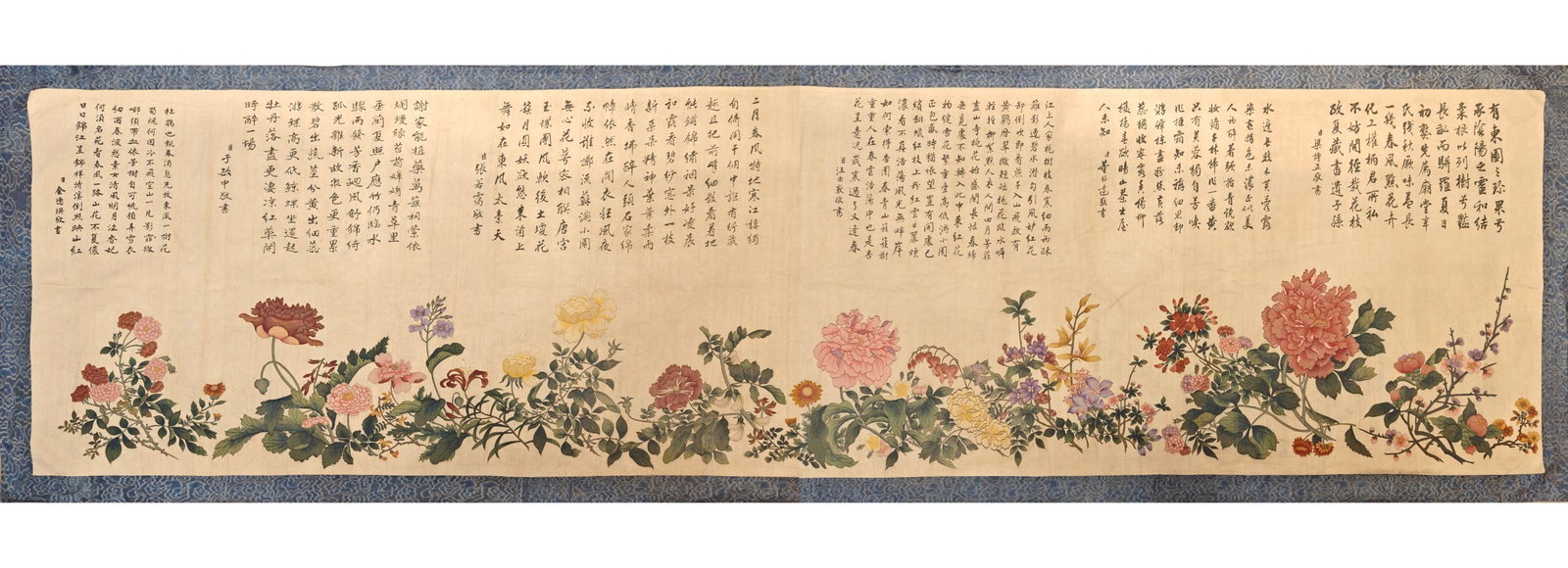 An exquisite kesi flower picture: An exquisite kesi flower picture with poetry, Qing Dynasty, China, kesi craftsmanship is an ancient and delicate handicraft with a long history and unique skills in China. This technique is usually