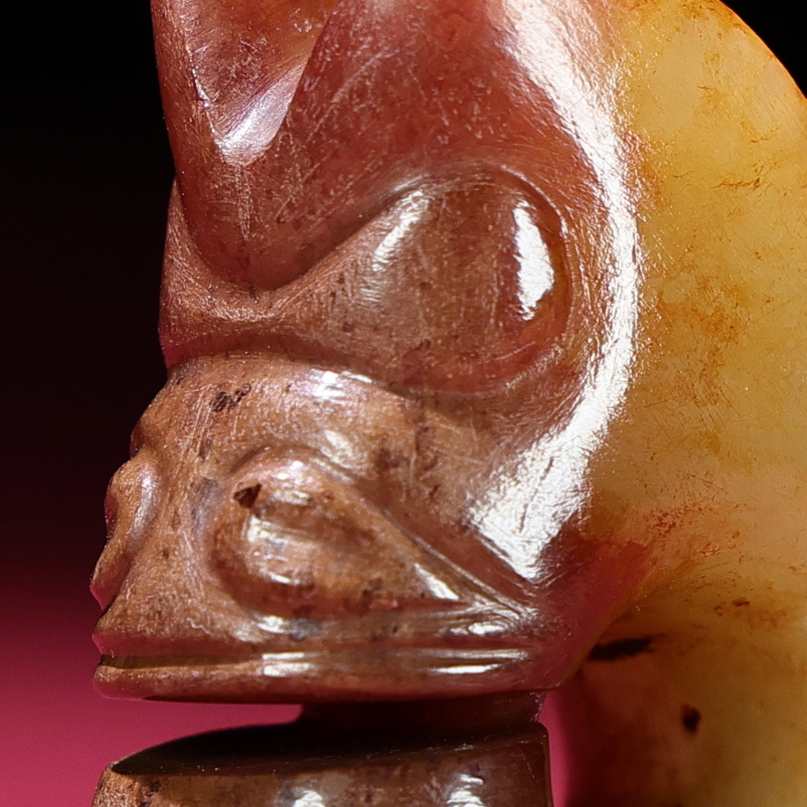 An Exquisite White Jade Beast-Face Pattern Pendant - 9