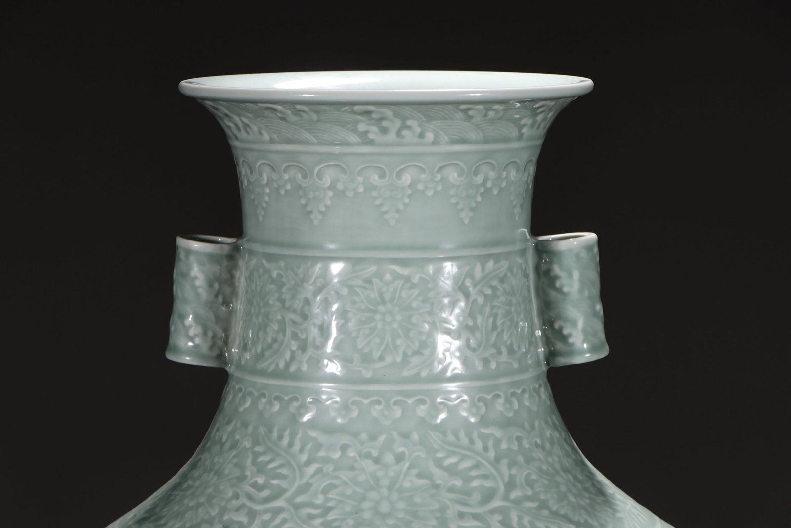 A Huge Celadon Glazed Lotus Pattern Double-Ears Vase - 2