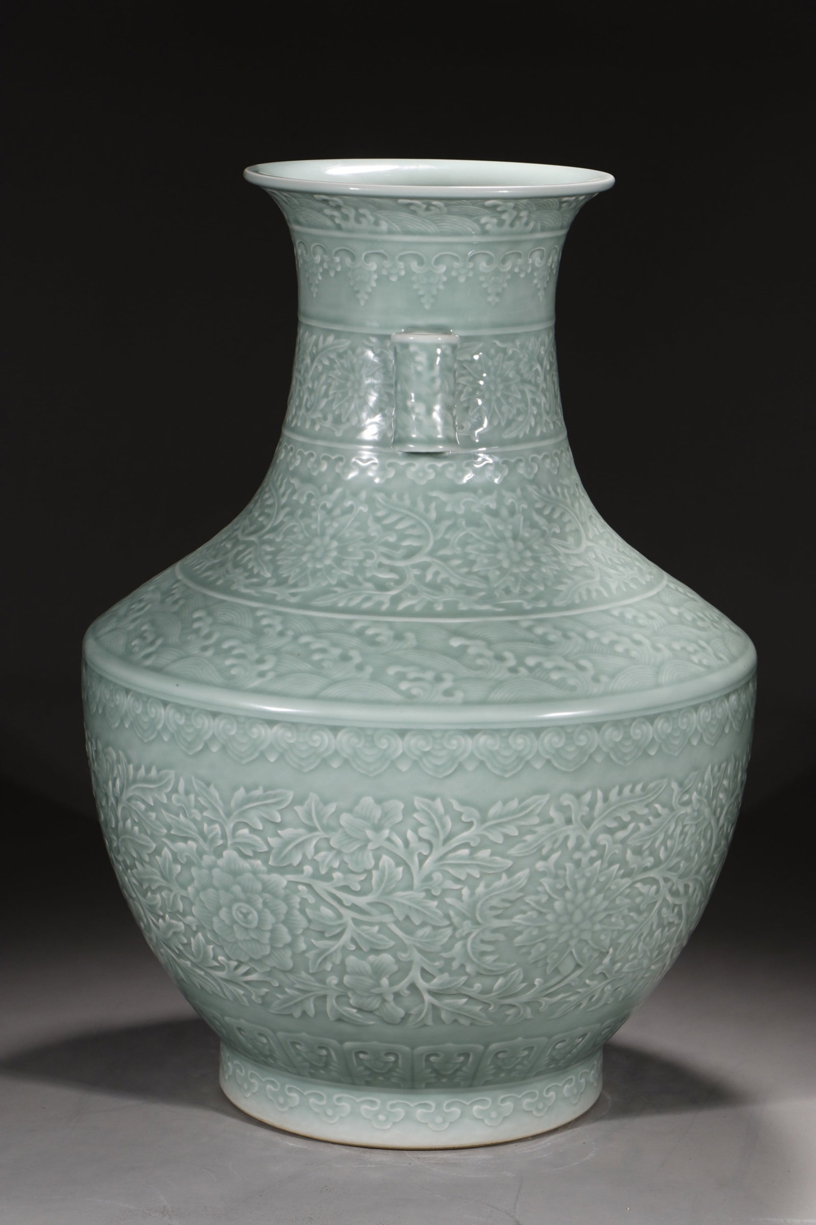 A Huge Celadon Glazed Lotus Pattern Double-Ears Vase - 5