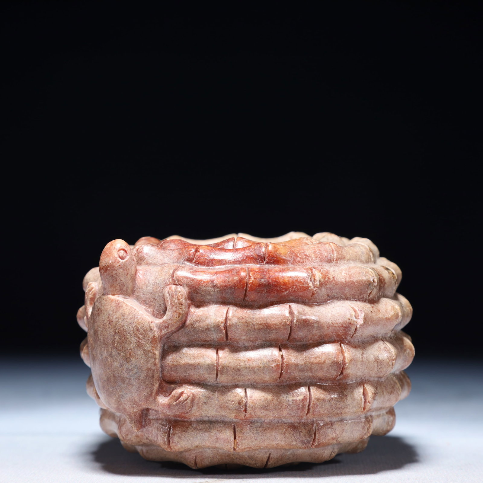 An Archaic Archaic Jade Turtle Pattern Brush Washer - 5