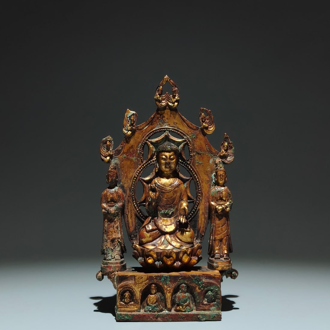 A Solemn Gilt Bronze Statue of Bodhisattva: A Solemn Gilt Bronze Statue of Bodhisattva,Tang Dynasty,China,Size:7.9inx4.7inx2.2in 铜鎏金菩萨像,中国唐代