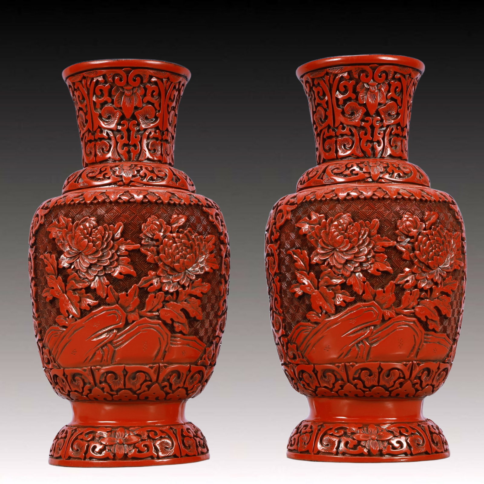 A Pair of Rare Carved Red Lacquer Flower Pattern Vases: A Pair of Rare Carved Red Lacquer Flower Pattern Vases,Qing Dynasty, China,Qianlong Six-character Mark,Size:6.3inx12.2in,Total Weight:2200g 一对剔红漆器花