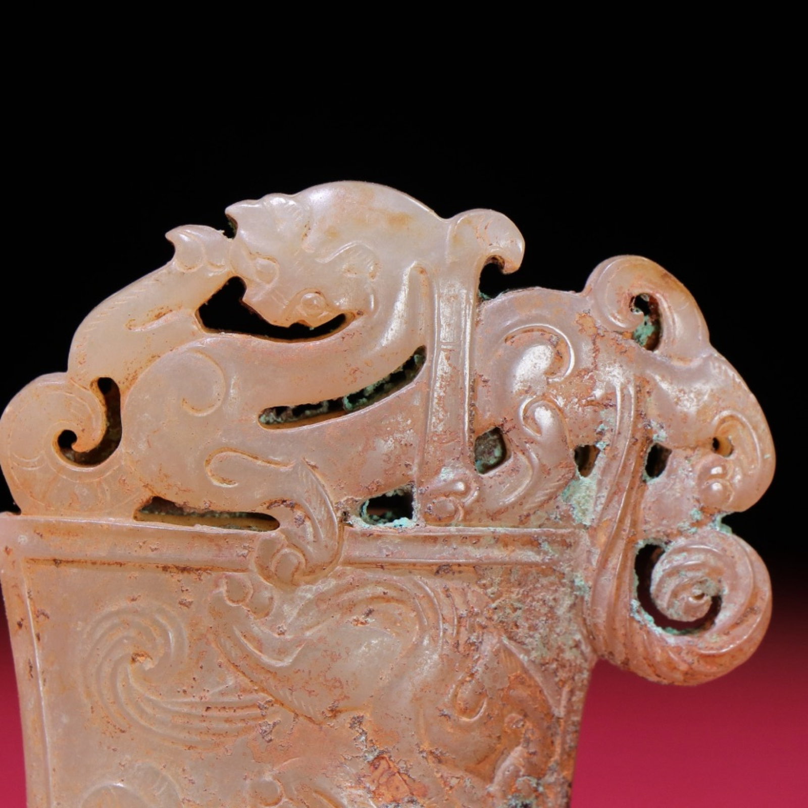 White Jade Chi-Dragon Pattern Pendant - 3