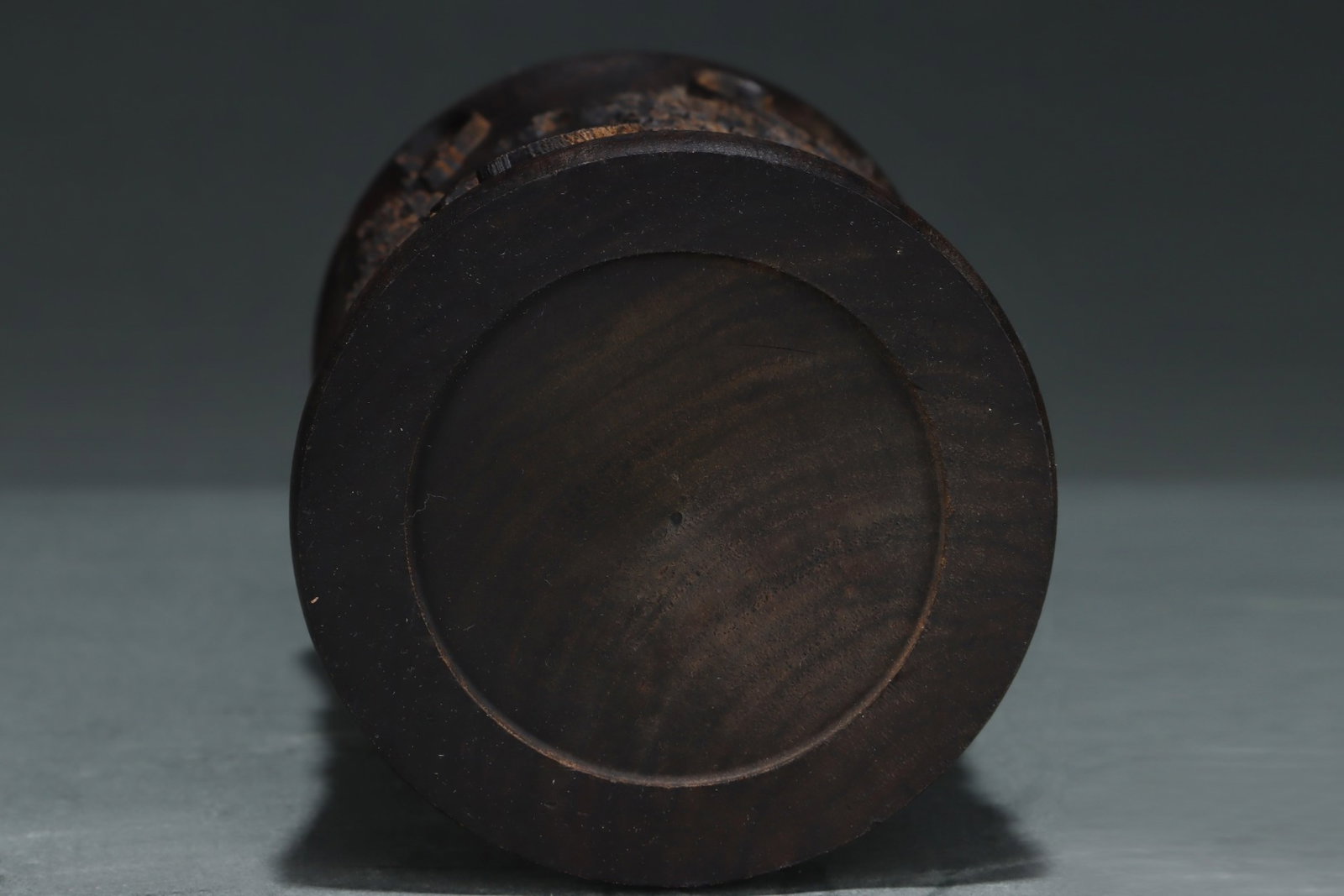 A Rare Eaglewood Auspicious Beast Pattern Brush Pot - 8