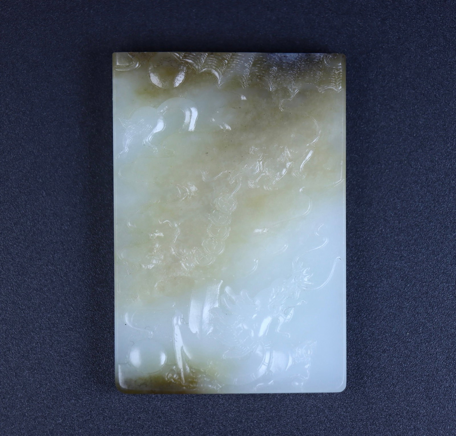 An Exquisite White Jade Dragon Pattern Ornament - 3