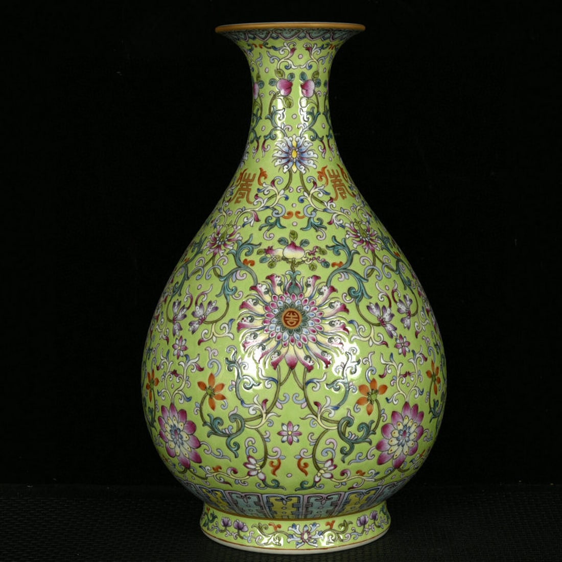 A Rare Green Ground Enamel Bats and Peach Pattern Vase: A Rare Green Ground Enamel Bats and Peach Pattern Vase,Qing Dynasty,China,Qianlong Six-character Mark,Size:12inx7.7in