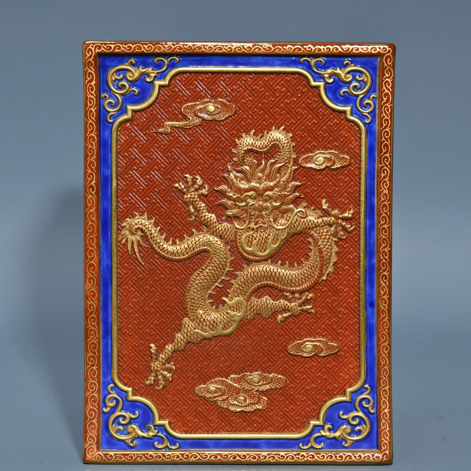 An Exquisite Coral Red Glazed Painted Gold Dragon and Phoenix Pattern Brush Pot: An Exquisite Coral Red Glazed Painted Gold Dragon and Phoenix Pattern Brush Pot,Qing Dynasty,China,Qianlong Six-character Mark,Size:2.4inx4.6in 珊瑚红描金龙凤