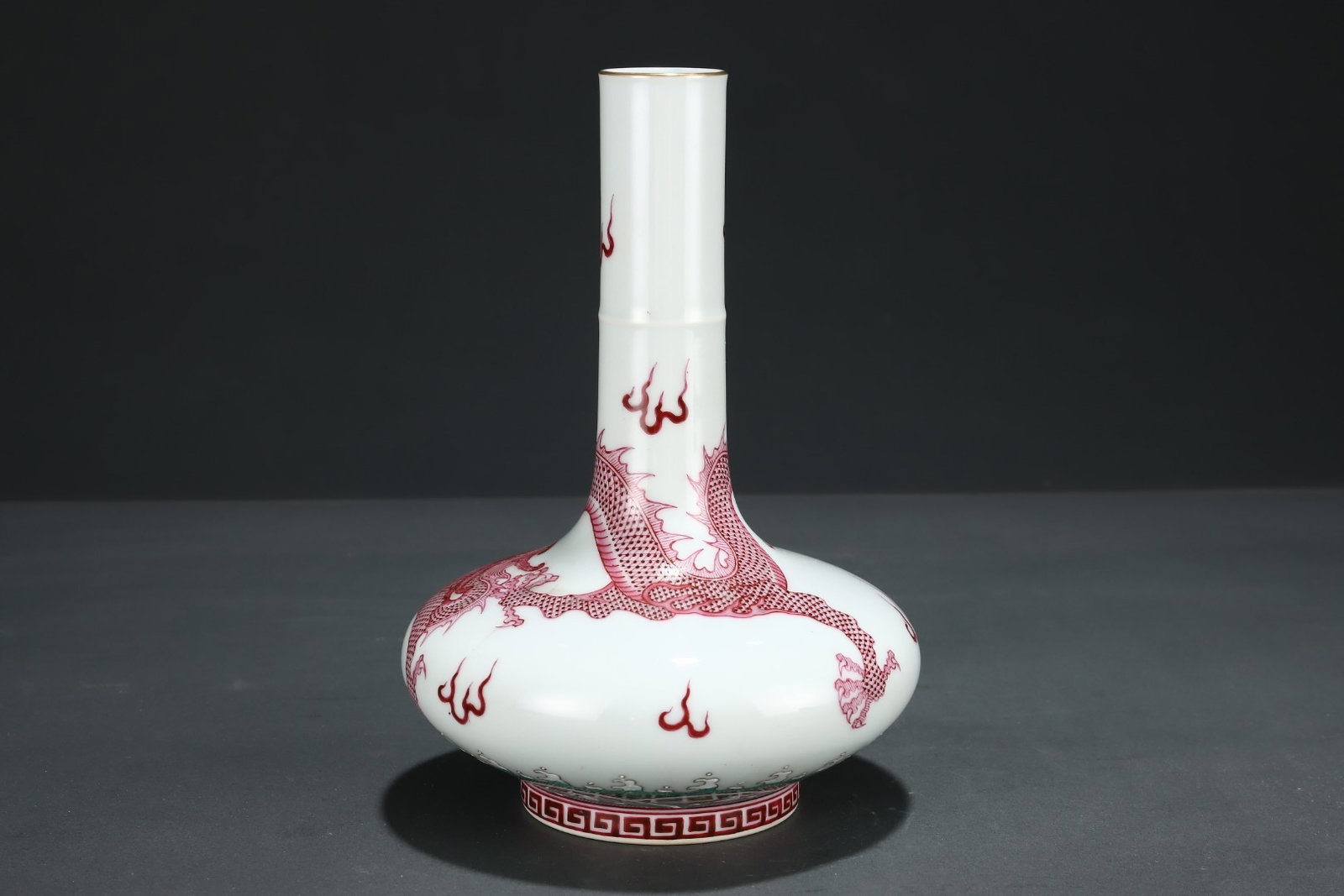 An Exquisite Ruby Red-Glazed Painted Gold Auspicious Cloud and Dragon Pattern Vase - 3