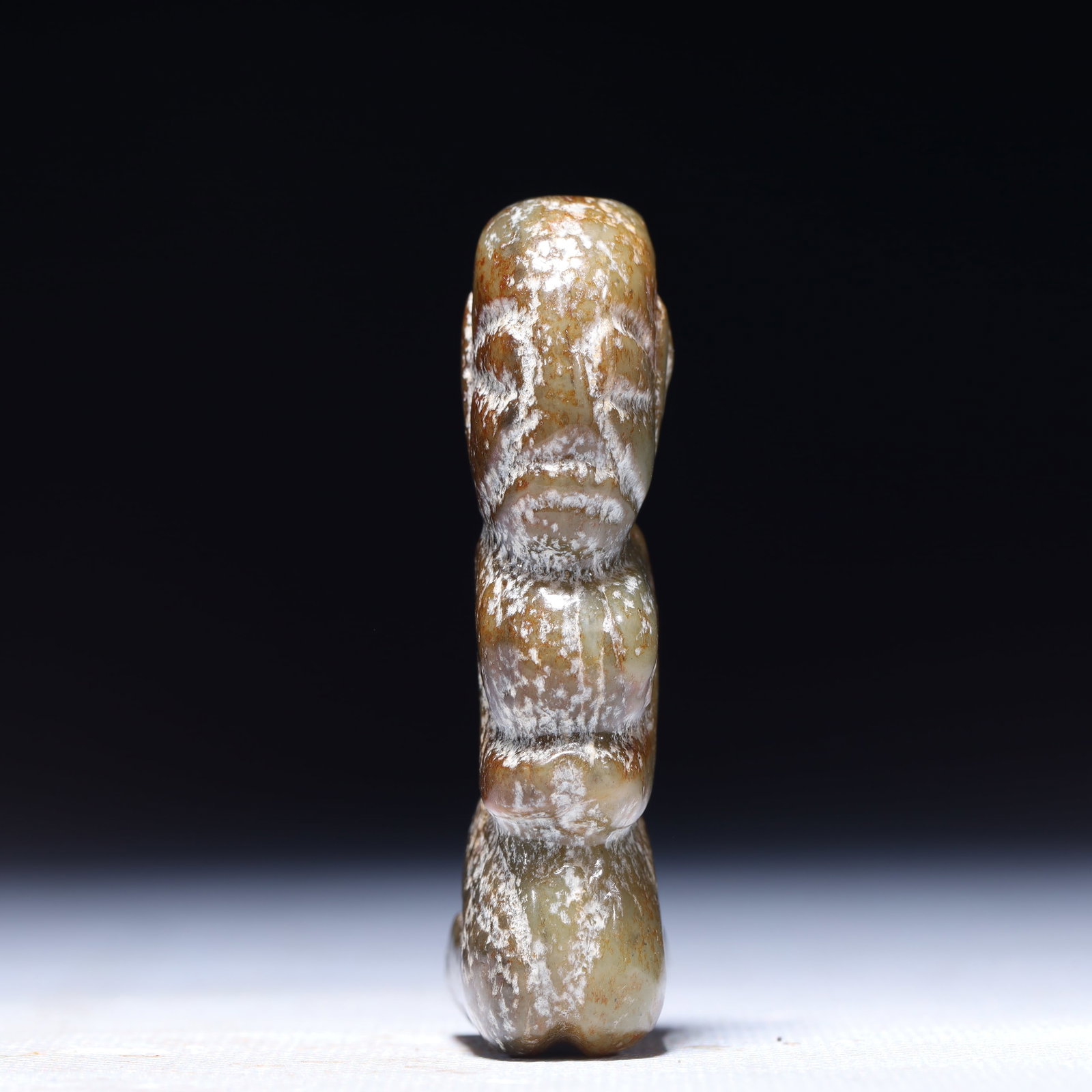 An Archaic Hongshan Culture Greenish Jade Figure Ornament: An Archaic Hongshan Culture Greenish Jade Figure Ornament,Ancient Time,China,Size:1.2inx0.6inx2.4in,Weight:58g
