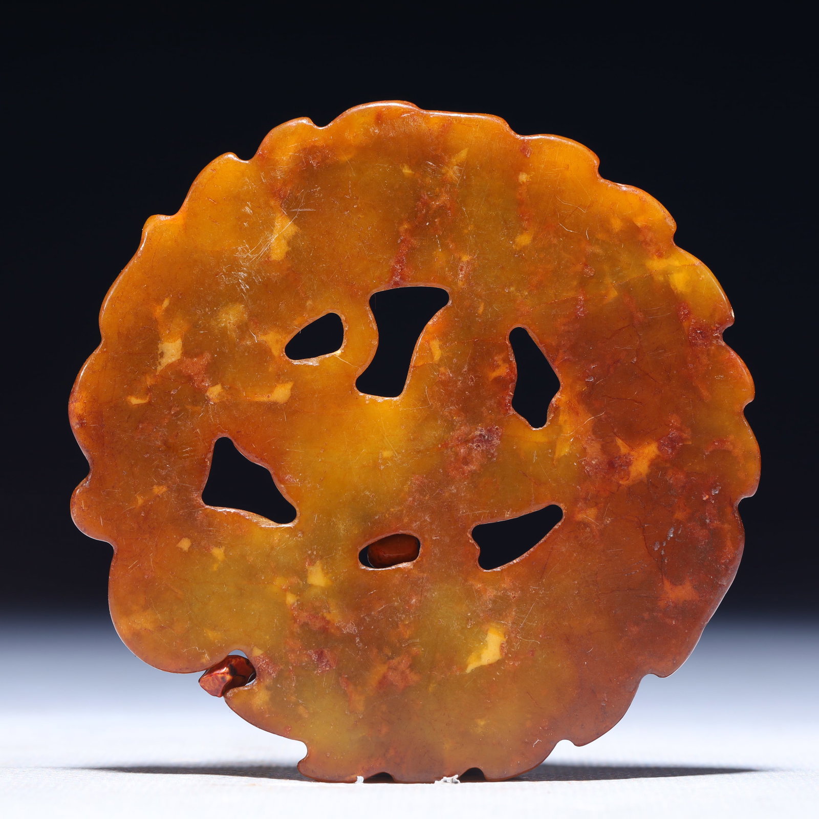 An Exquisite Archaic Jade Dragon Pattern Pendant - 3