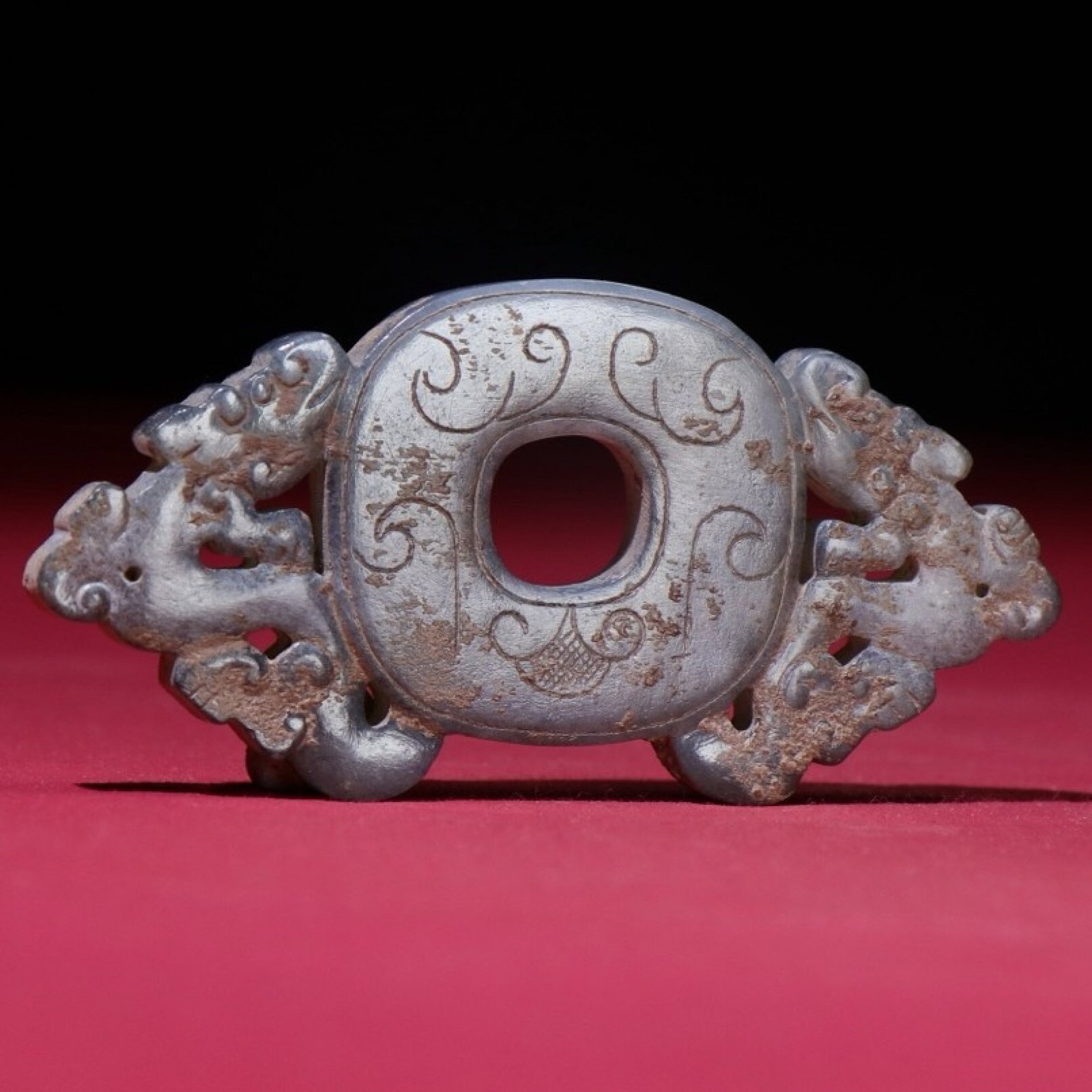 White Jade Dragon Pattern Pendant: White Jade Dragon Pattern Pendant,Qing Dynasty,China,Size:3.2inx1.5inx0.2in,Weight:30g 白玉龙纹佩,中国清代