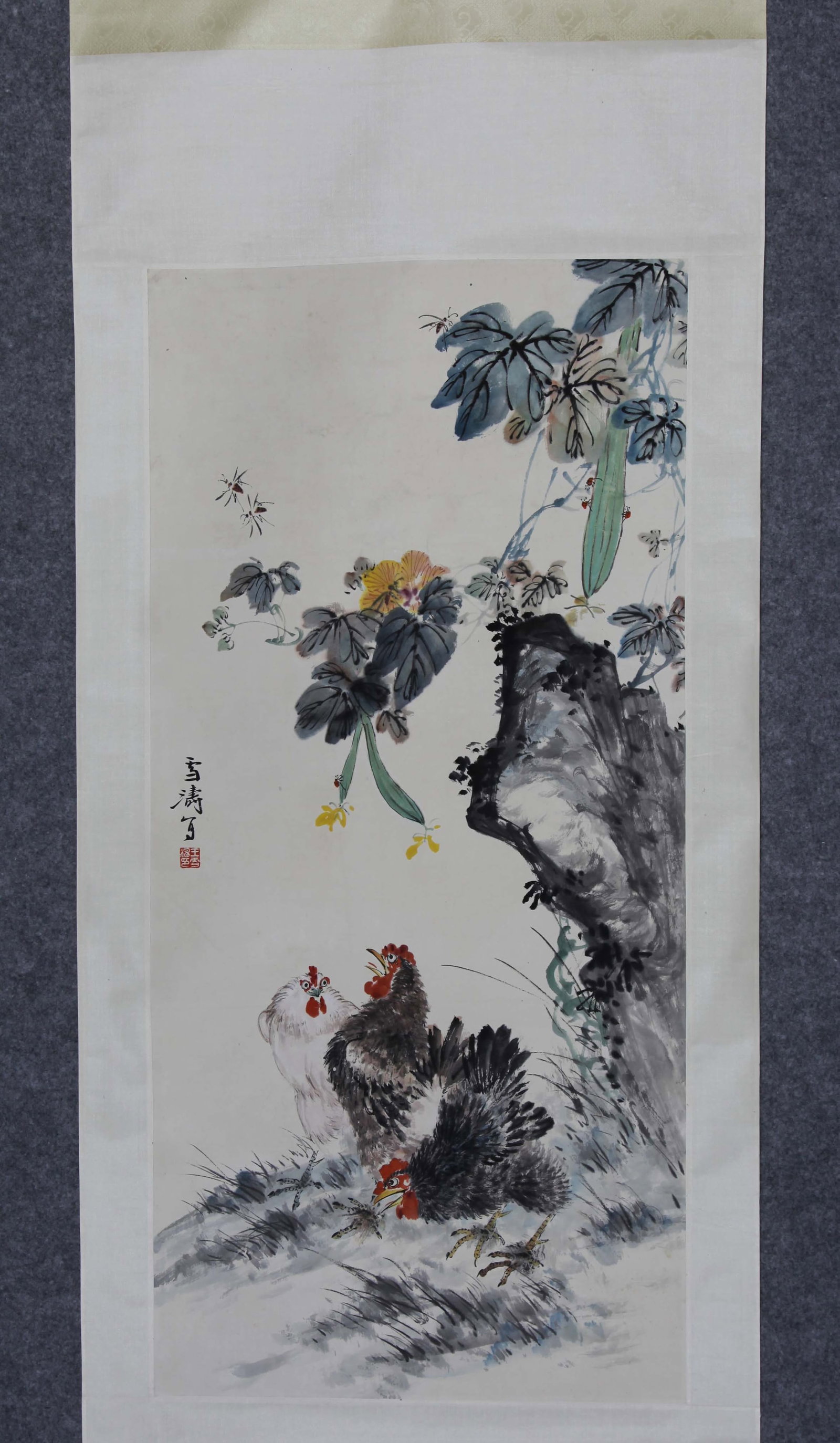 A Chinese Vertical Scroll Ink Painting of Rooster on Paper: A Chinese Vertical Scroll Ink Painting of Rooster on Paper,Wang Xuetao,Size:37.4inx17.7in 一幅中国水墨鸡画立轴,王雪涛