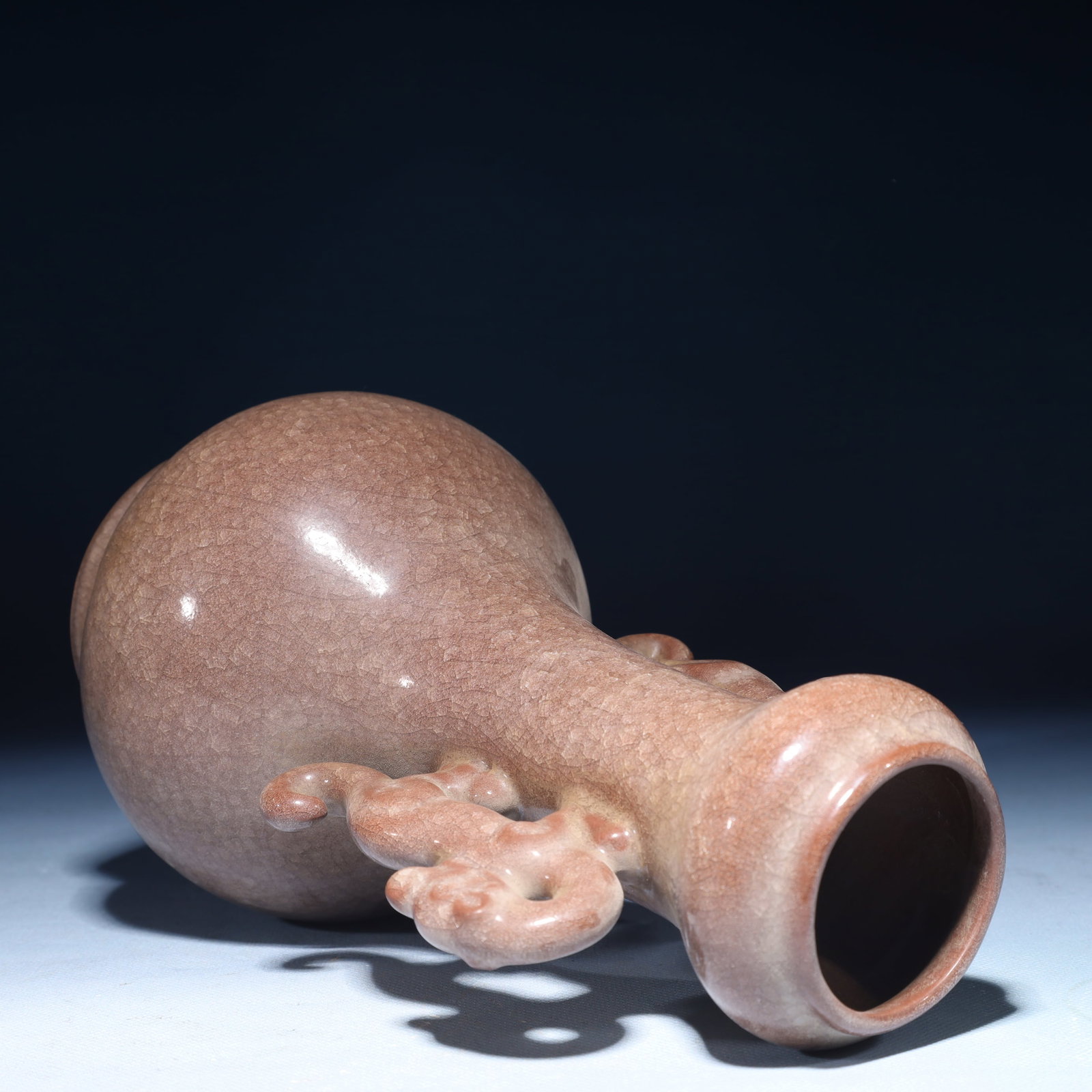 An Exquisite Guan yao Double-Ears Vase - 10