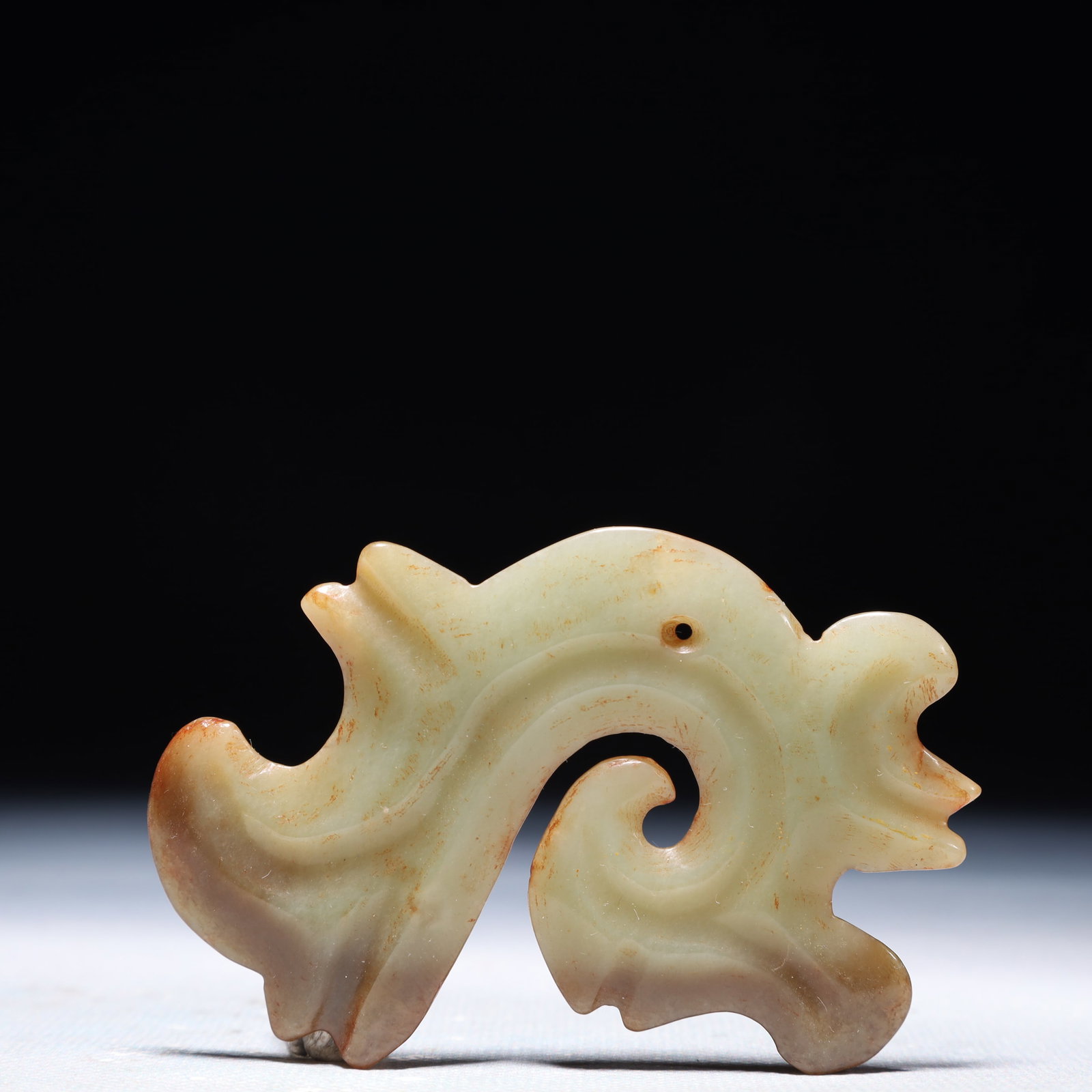 An Archaic Hongshan Culture White Jade Pendant: An Archaic Hongshan Culture White Jade Pendant,Ancient Time,China,Size:3.1inx2.4in,Weight:32g 红山文化白玉挂件,中国新石器&