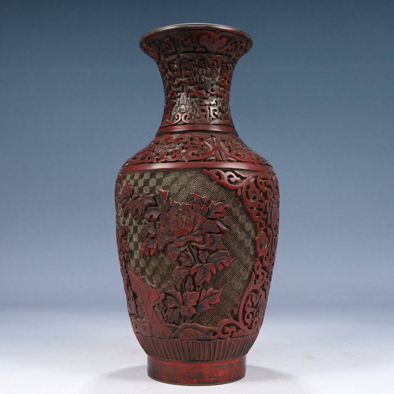 A Rare Carved Red Lacquer Flower Pattern Vase - 4
