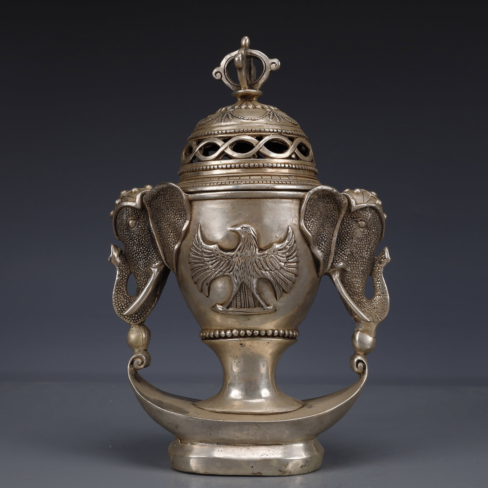 An Exquisite Silver-Plated Bronze Eagle Pattern Elephant-Ears Censer - 7
