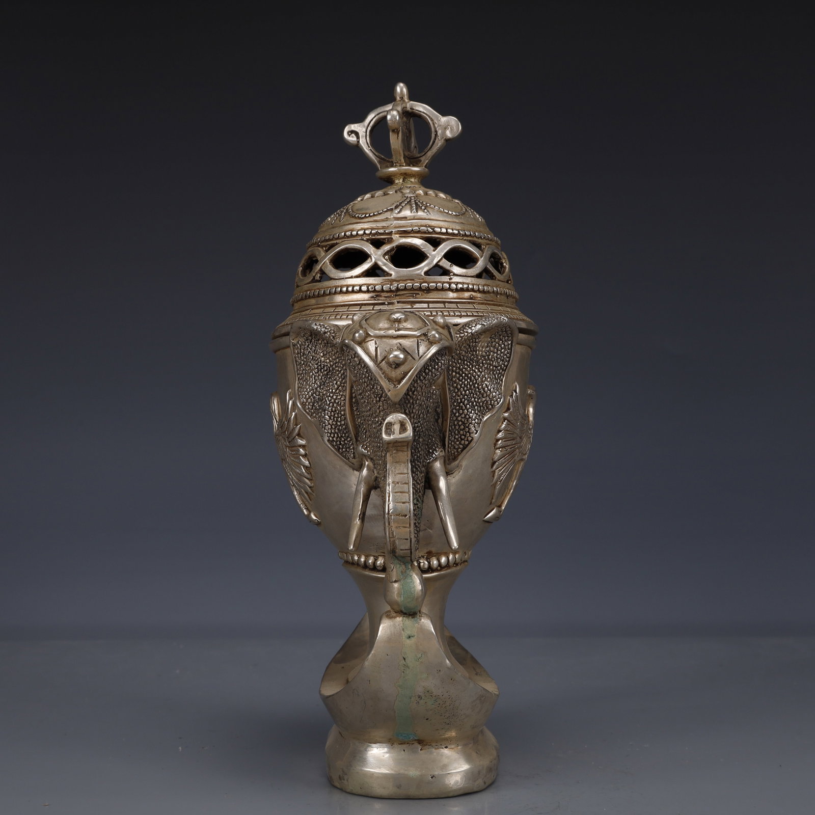 An Exquisite Silver-Plated Bronze Eagle Pattern Elephant-Ears Censer - 8