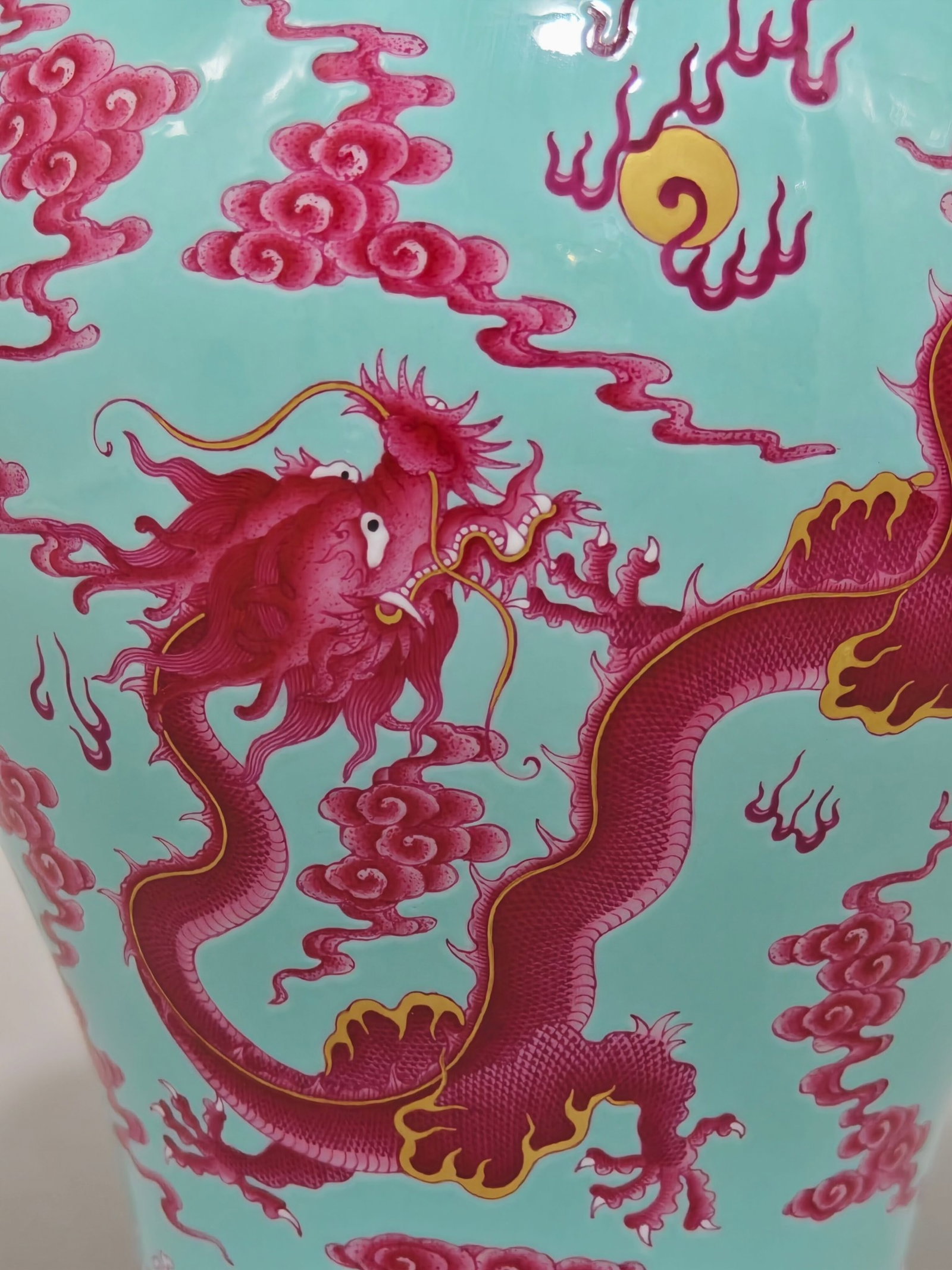 A Rare Turquoise Glazed Ruby Red-Glazed Dragon and Phoenix Pattern Vase - 6