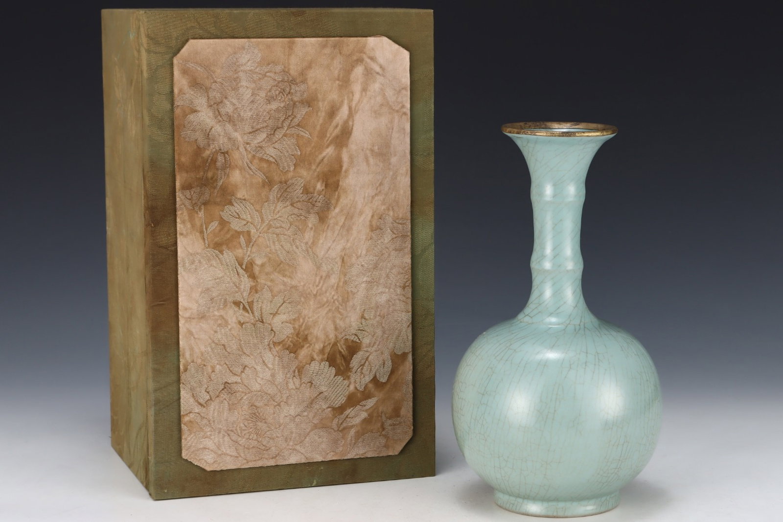 An Exquisite Ru yao Sky Blue Glazed Vase,with an Imperial Poem by Emperor Qianlong: An Exquisite Ru yao Sky Blue Glazed Vase,with an Imperial Poem by Emperor Qianlong,Song Dynasty,China,Size:11inx6.1in