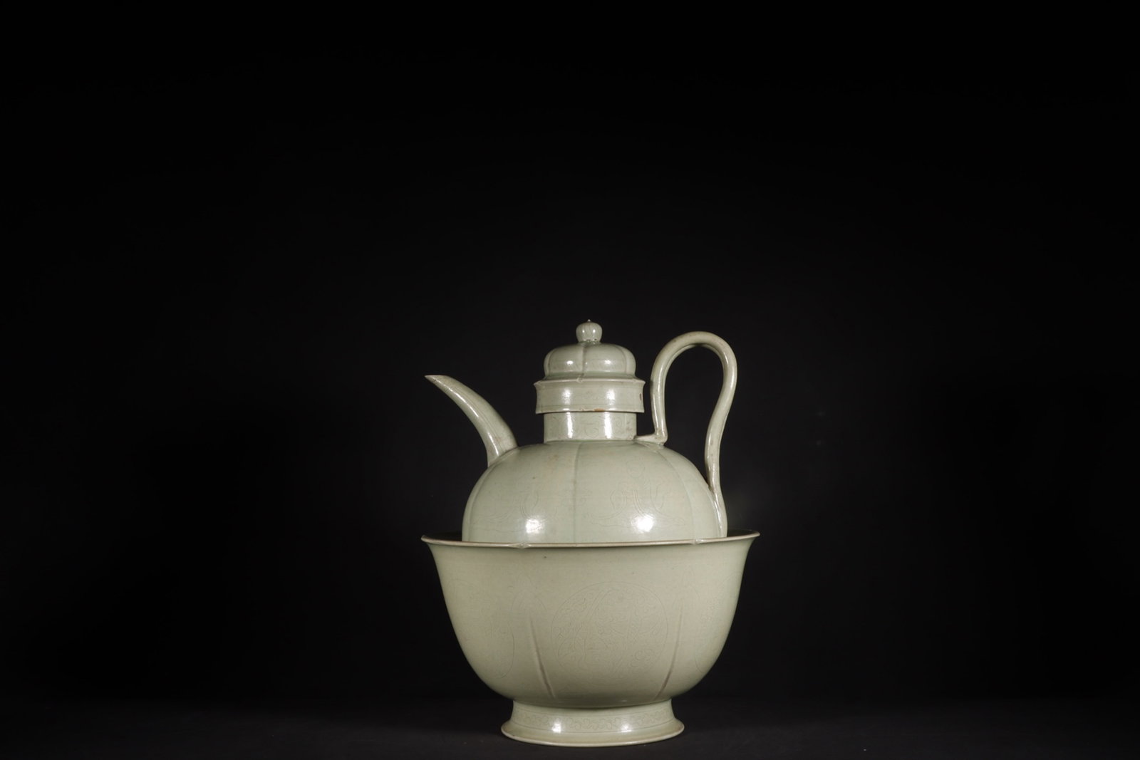 An Exquisite Yue yao Celadon Glazed Figure Pattern Flagon,with Base: An Exquisite Yue yao Celadon Glazed Figure Pattern Flagon,with Base,Song Dynasty,China,Size:11inx9.4in