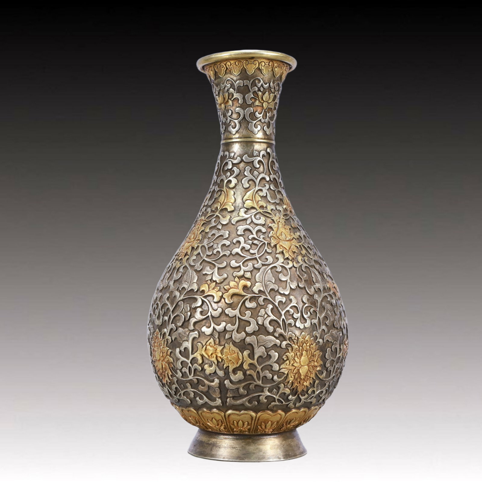 A Rare Gilt Silver Lotus Pattern Vase - 5