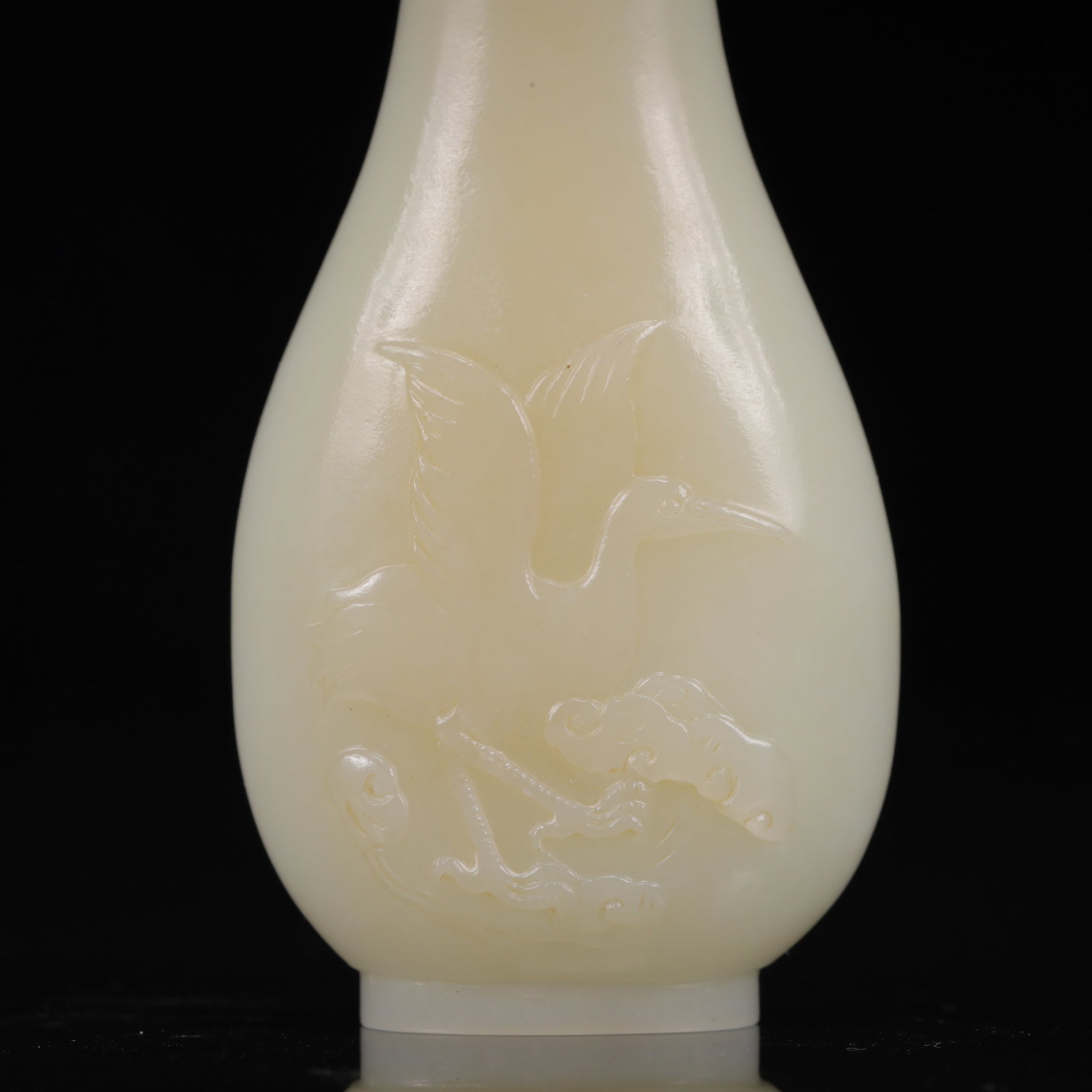An Exquisite White Jade Crane Pattern Snuff Bottle - 3