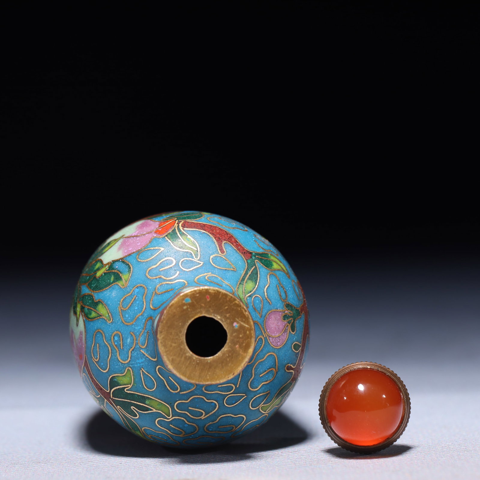 An Exquisite Cloisonne Peach Pattern Snuff Bottle - 5