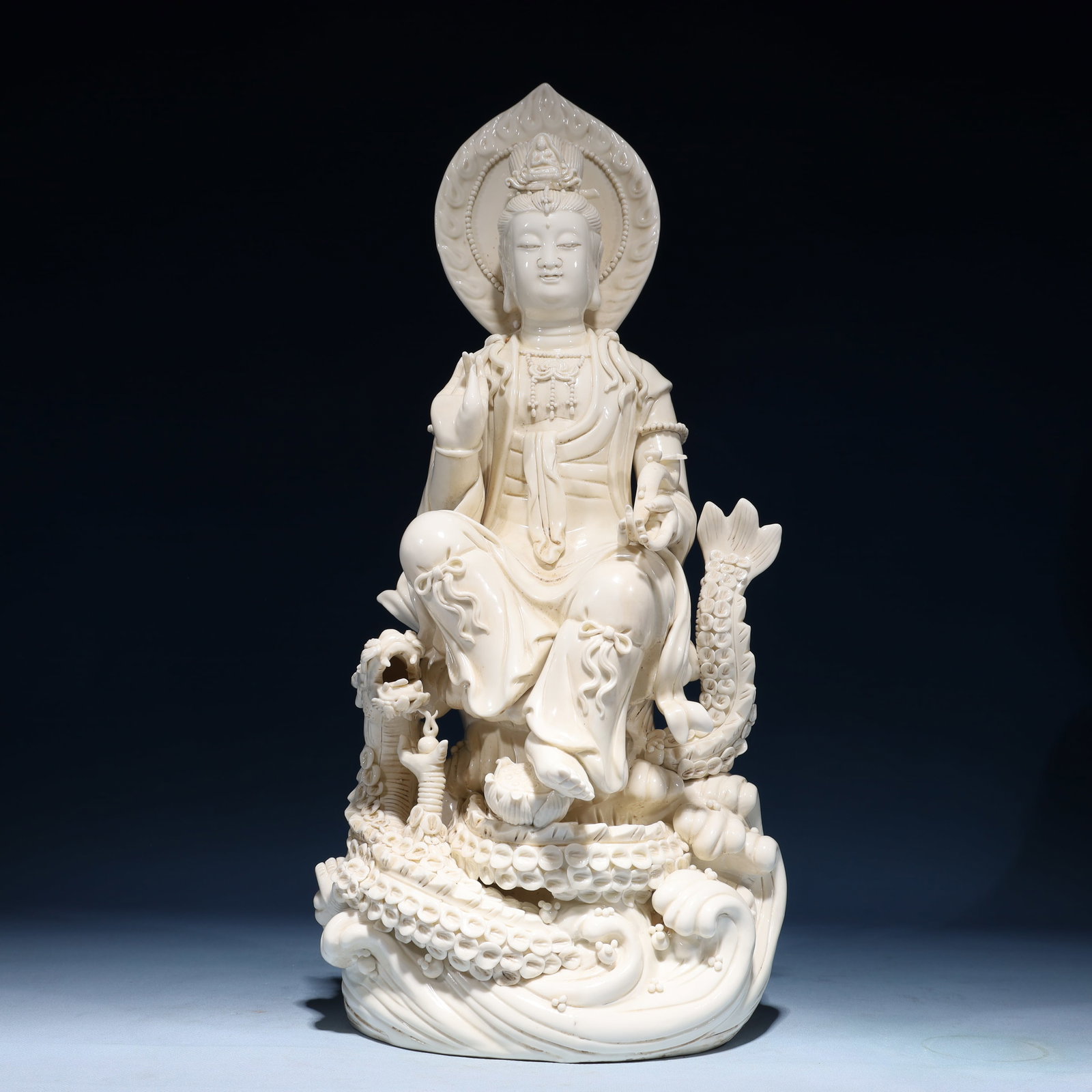 A Solemn Blance-De-Chine Statue of Avalokitesvara: A Solemn Blance-De-Chine Statue of Avalokitesvara Blance-De-Chine Statue of Avalokitesvara,Ming Dynasty,China,He Chaozong Mark,Size:9.4inx7.5inx19.3in,Weight:5000g