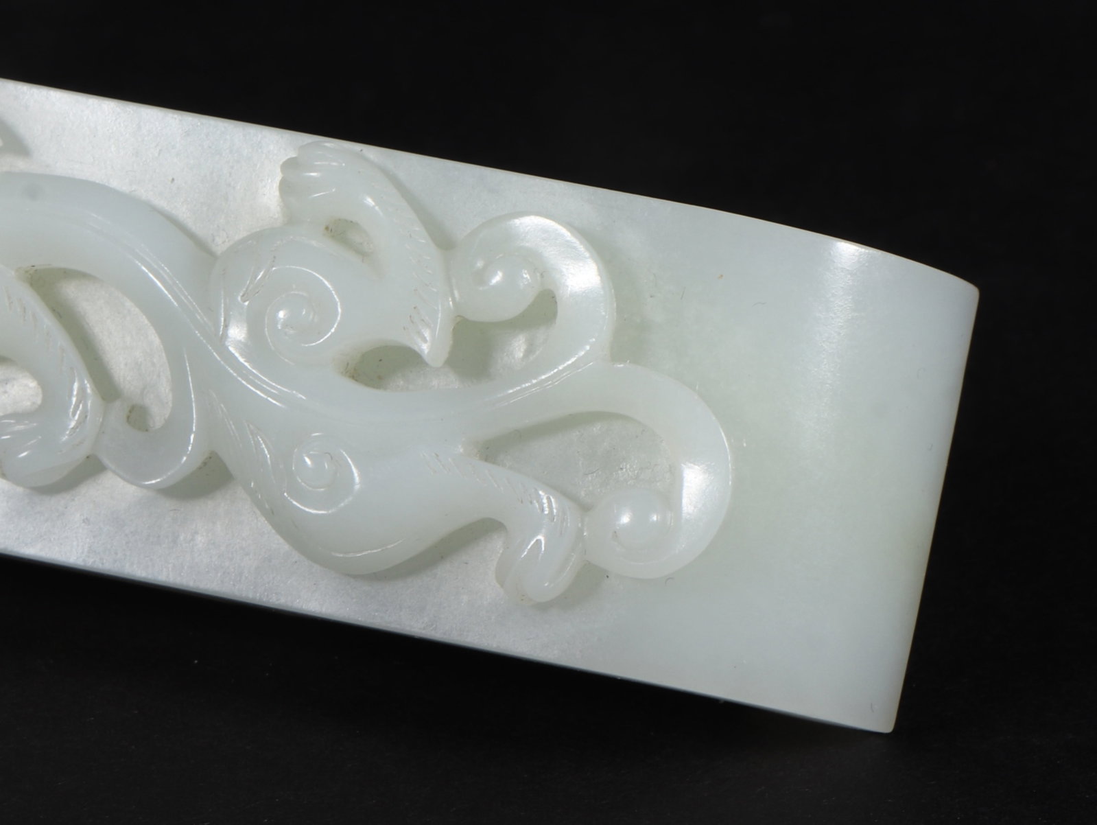 An Exquisite White Jade Dragon Pattern Belt - 5